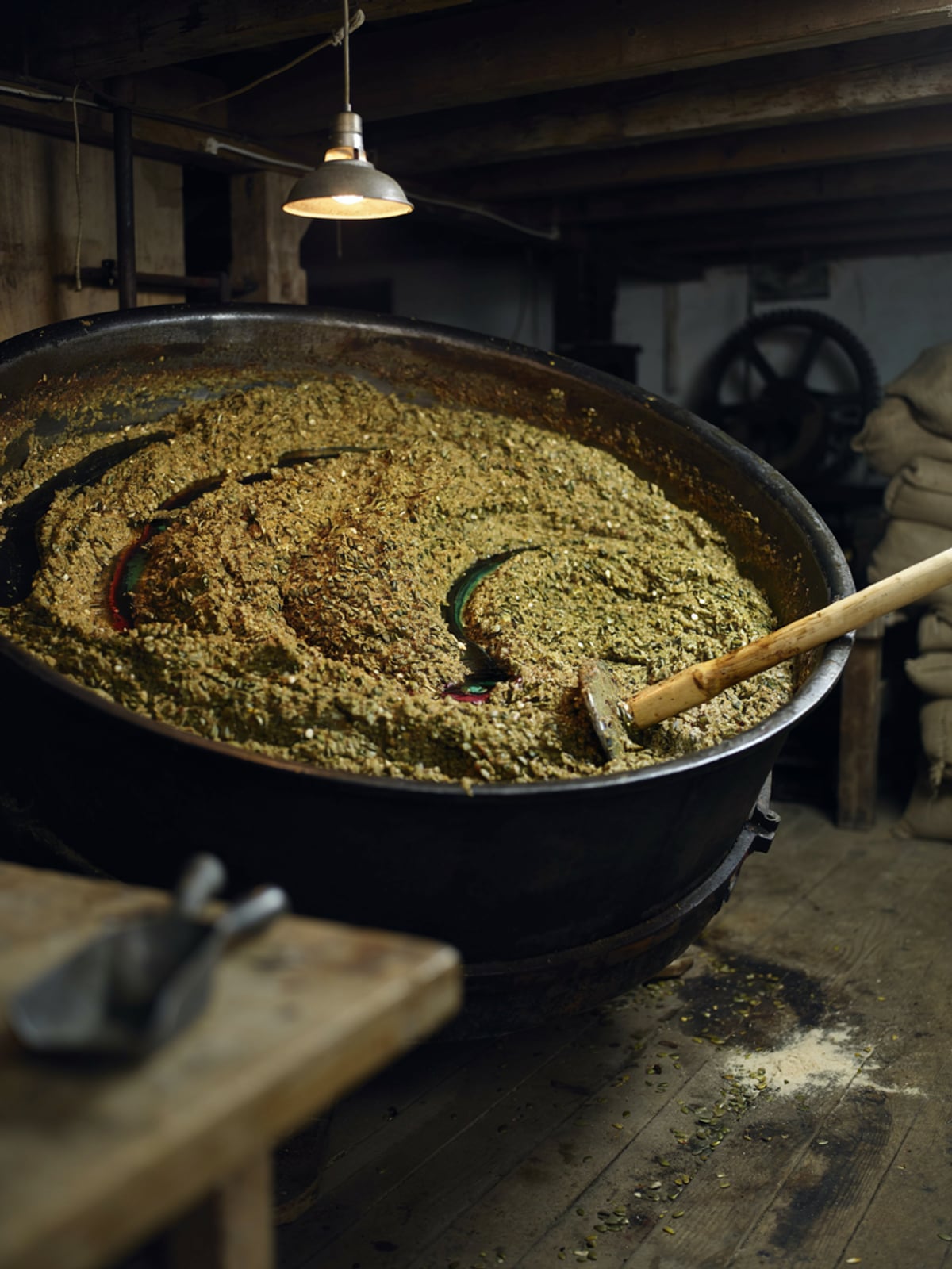 Un día en un molino de aceite estirio