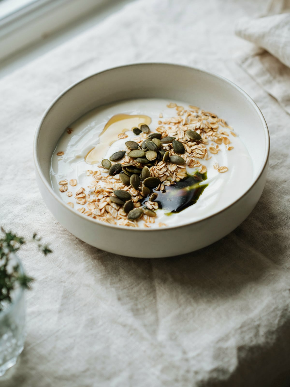 Aceite de semilla de calabaza en muesli y yogur